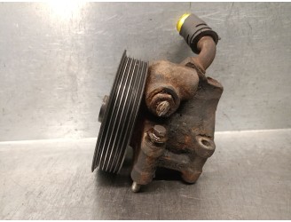 Replacement power steering pump for Ford Focus Turnier (CAK) 1.8 OEM IAM reference 1373802 1373802 