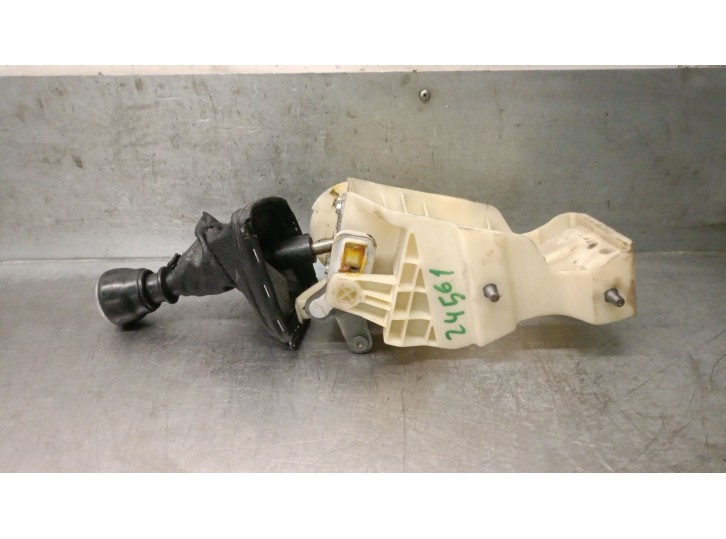 Recambio de palanca cambio para kia carnival 2.9 crdi cat referencia OEM IAM 437004DXXX 437944D000 