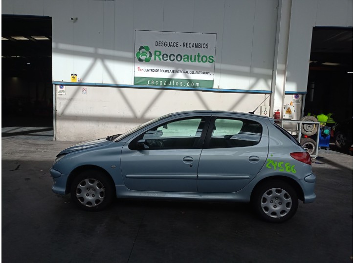 peugeot 206 berlina del año 2004
