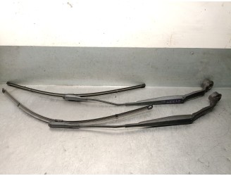 Recambio de brazo limpia delantero derecho para ford kuga ii (dm2) 1.6 ecoboost referencia OEM IAM CJ5417B589AD 2303597 