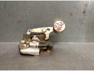 Recambio de cerradura puerta trasera derecha para hyundai h 1 2.5 diesel referencia OEM IAM 814204A000 814204A000 