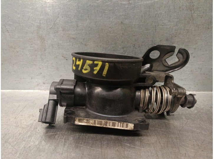 Recambio de caja mariposa para ford focus turnier (cak) 1.8 referencia OEM IAM 1211046 1211046 