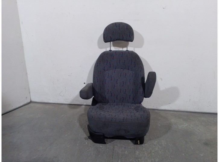 Recambio de asientos trasero derecho para hyundai h 1 2.5 diesel referencia OEM IAM 890134A101BUS 890134A101BUS 