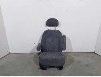 Recambio de asientos trasero izquierdo para hyundai h 1 2.5 diesel referencia OEM IAM 890134A091BUS 890134A091BUS 