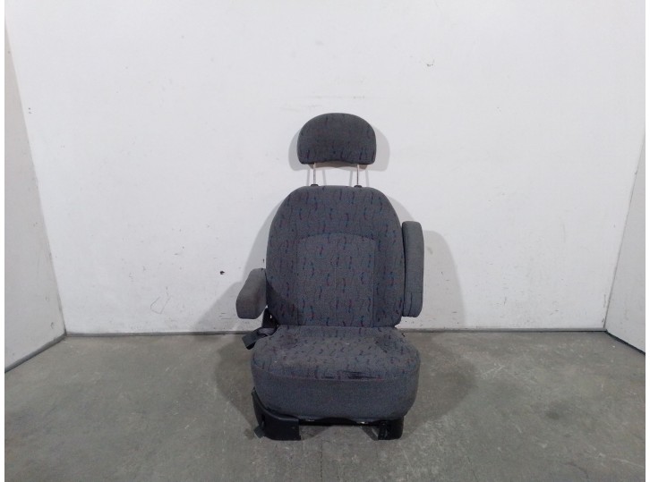 Recambio de asientos trasero izquierdo para hyundai h 1 2.5 diesel referencia OEM IAM 890134A091BUS 890134A091BUS 