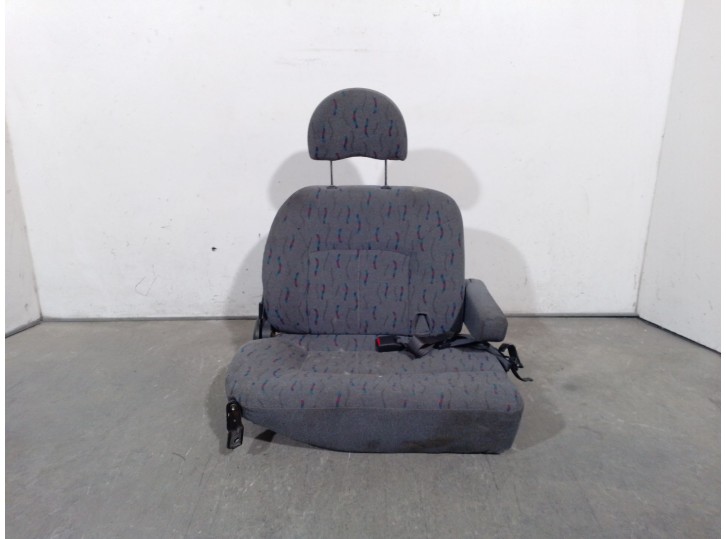 Recambio de asientos trasero derecho para hyundai h 1 2.5 diesel referencia OEM IAM 895214A020 895214A020 