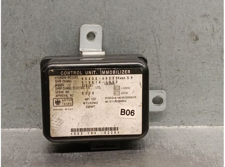 Replacement immobilizer control unit for Hyundai H 1 2.5 diesel OEM IAM reference 954004A200 