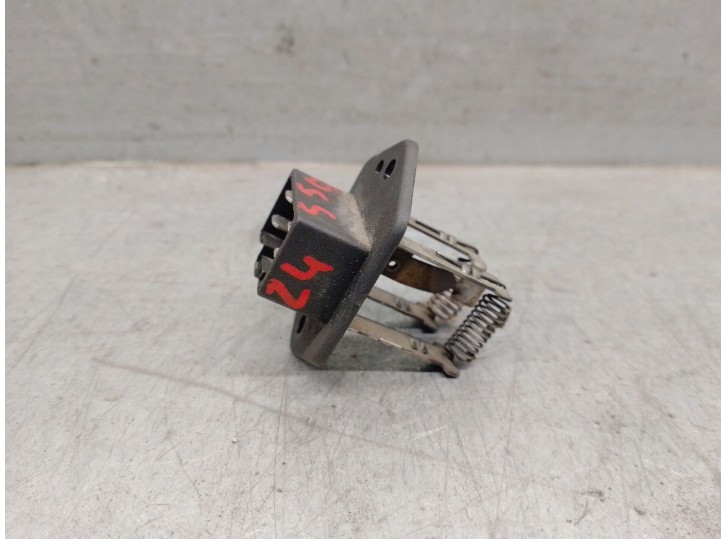 Recambio de resistencia calefaccion para nissan atleon 120 3.0 referencia OEM IAM 27150G9600 27150G9600 
