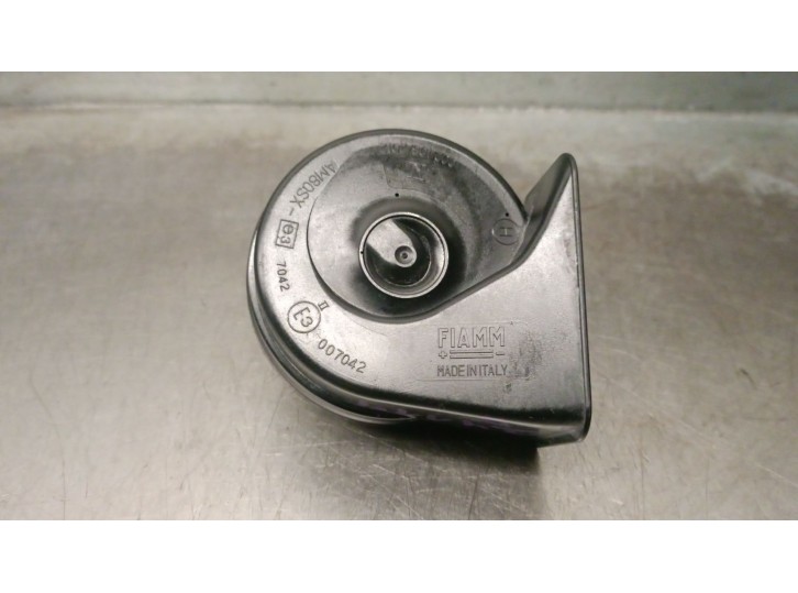 Recambio de claxon para bmw 2 active tourer (u06) 220i mild hybrid referencia OEM IAM 8496203 61338496203 