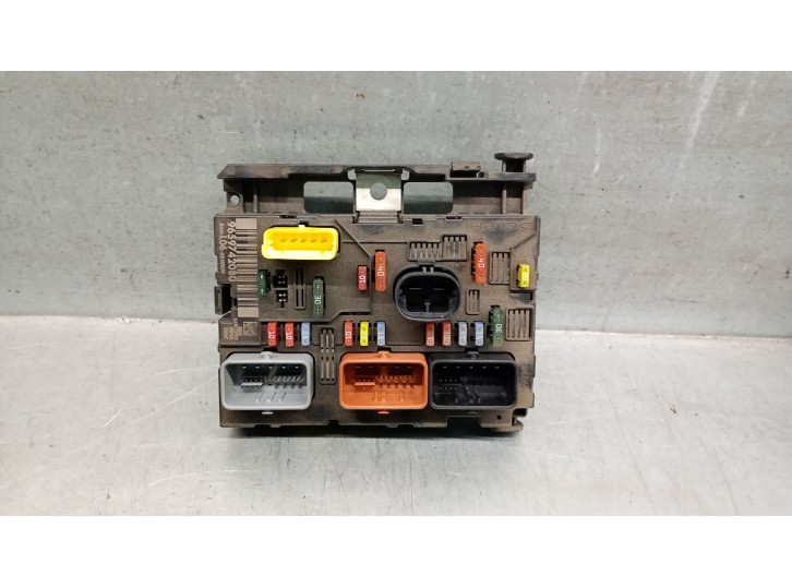 Recambio de caja reles / fusibles para peugeot 307 (s1) referencia OEM IAM 9659742080  