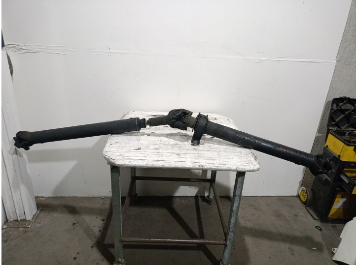 Recambio de transmision central para nissan atleon 120 3.0 referencia OEM IAM BD30 