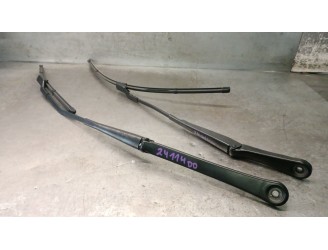 Recambio de brazo limpia delantero derecho para bmw 2 active tourer (u06) 220i mild hybrid referencia OEM IAM 8492121 6161849212