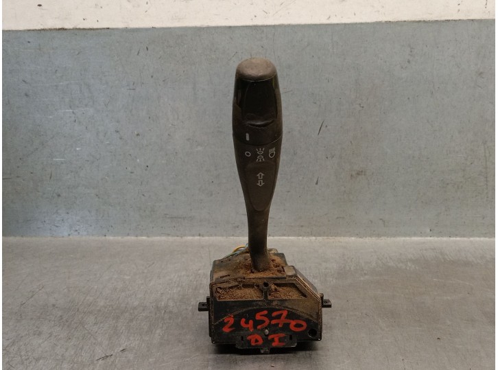 Recambio de mando luces para mitsubishi l 200 (k6/7) 2.5 td cat referencia OEM IAM MR459877 MR459877 