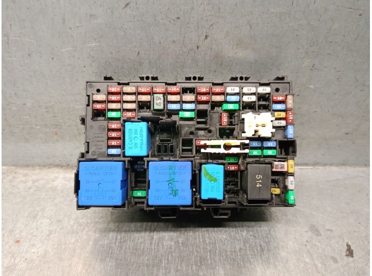 Recambio de caja reles / fusibles para renault captur ii (hf_) tce 90 (hfm6) referencia OEM IAM 24380128R 24380128R 