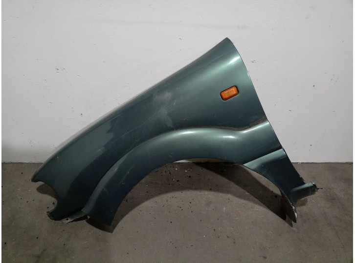 Recambio de aleta delantera izquierda para tata safari ex safari 4x4 2.0 referencia OEM IAM 483DLTC49  