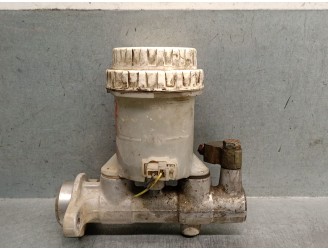 Recambio de bomba freno para mitsubishi l 200 (k6/7) 2.5 td cat referencia OEM IAM MR449476 MR449476 