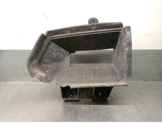 Recambio de molduras delanteras para renault captur ii (hf_) tce 90 (hfm6) referencia OEM IAM 215582835R 215582835R 