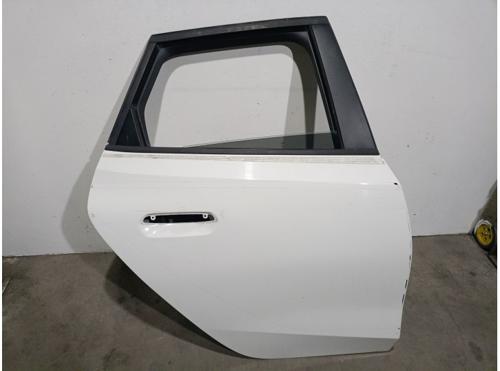 Recambio de puerta trasera derecha para bmw 2 active tourer (u06) 220i mild hybrid referencia OEM IAM 41009627092 41009627092 