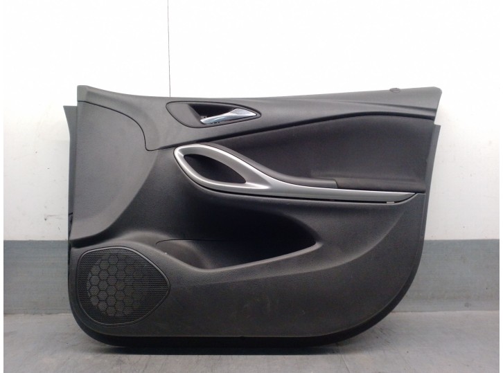 Recambio de guarnecido puerta delantera derecha para opel astra k (b16) 1.6 cdti (68) referencia OEM IAM 39145578 39145578 