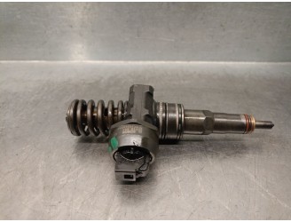 Recambio de inyector para volkswagen passat berlina (3b3) 1.9 tdi referencia OEM IAM 038130073BA  0414720216
