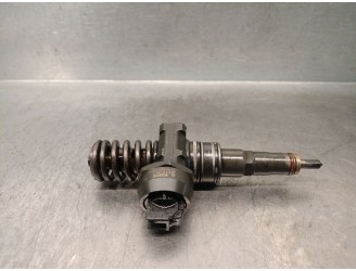 Recambio de inyector para volkswagen passat berlina (3b3) 1.9 tdi referencia OEM IAM 038130073BA  0414720216