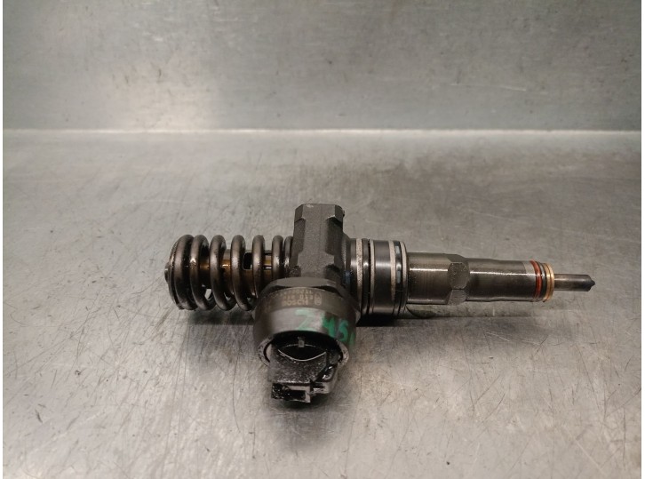 Recambio de inyector para volkswagen passat berlina (3b3) 1.9 tdi referencia OEM IAM 038130073BA  0414720216