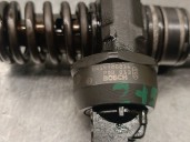 Recambio de inyector para volkswagen passat berlina (3b3) 1.9 tdi referencia OEM IAM 038130073BA  0414720216