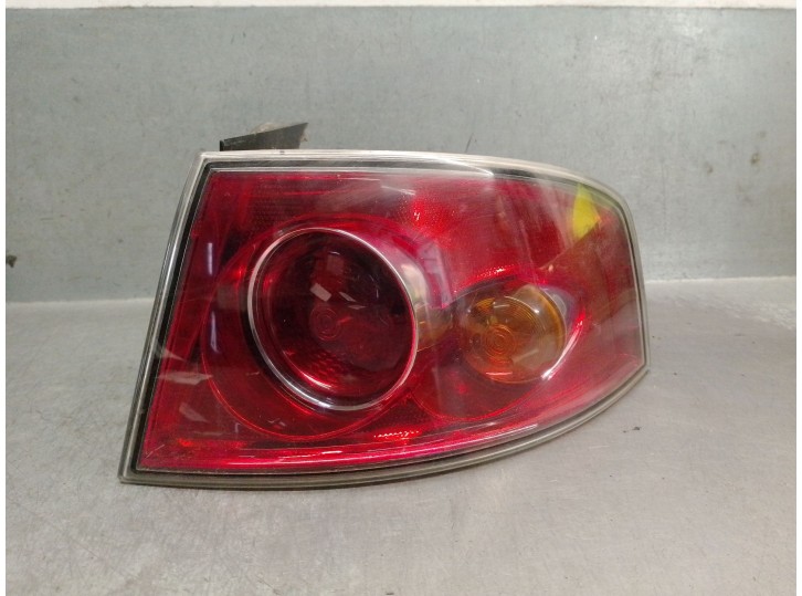 Recambio de piloto trasero derecho para seat ibiza (6l1) 1.9 tdi referencia OEM IAM 6L6945096A 6L6945112B 