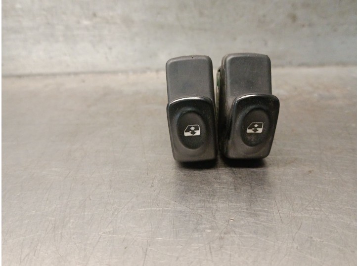 Recambio de mando elevalunas delantero izquierdo para renault kangoo (f/kc0) 1.9 dti diesel referencia OEM IAM 7700838099 770083