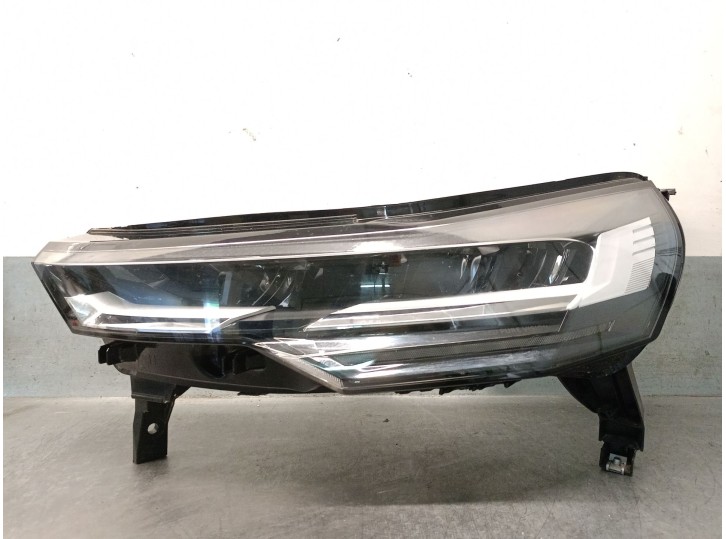 Recambio de faro izquierdo para renault captur ii (hf_) tce 90 (hfm6) referencia OEM IAM 260604753R 260604753R 1EX01671401