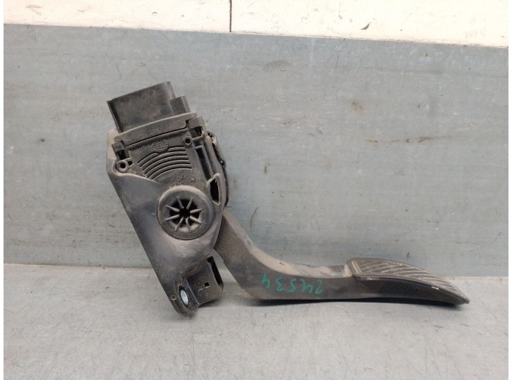 Recambio de potenciometro pedal para ford transit courier b460 furgoneta/monovolumen 1.5 tdci referencia OEM IAM 8V219F836AB 212