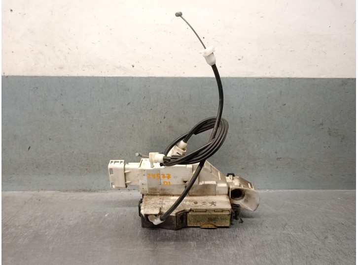 Recambio de cerradura puerta delantera izquierda para peugeot 407 st confort referencia OEM IAM 9656633080 9135AY 