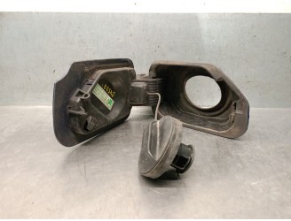 Recambio de tapa exterior combustible para peugeot 407 st confort referencia OEM IAM 1517A6 1517A6 