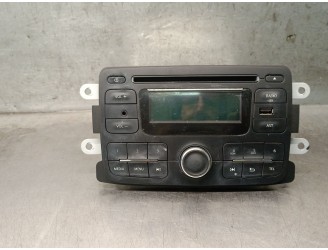 Recambio de sistema audio / radio cd para dacia sandero ii 1.2 16v cat referencia OEM IAM 281152320R 281157341R 