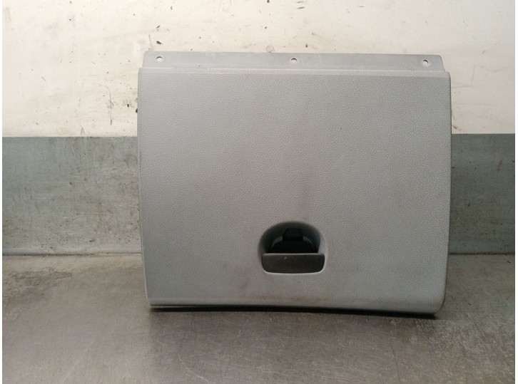 Recambio de guantera para dacia sandero ii 1.2 16v cat referencia OEM IAM 685124516R 685113219R 