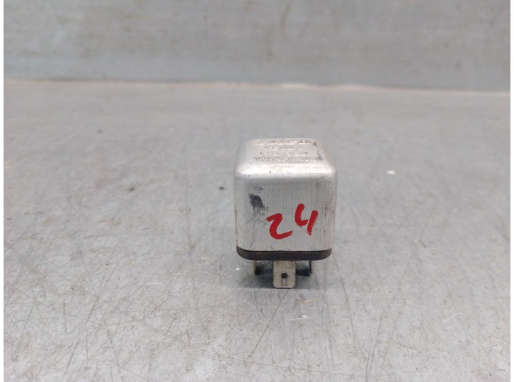 Recambio de rele para tata safari ex safari 4x4 2.0 referencia OEM IAM 265454204913 