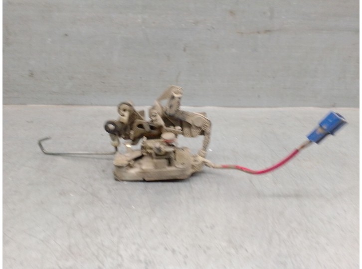 Recambio de cerradura maletero / porton para tata safari ex safari 4x4 2.0 referencia OEM IAM 483DLTC49 