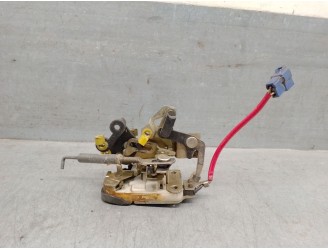 Recambio de cerradura puerta trasera derecha para tata safari ex safari 4x4 2.0 referencia OEM IAM 483DLTC49  