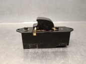 Replacement front right window switch for Mitsubishi Montero (V60/V70) 3.2 DI-D cat OEM IAM reference 8608A005 8608A0