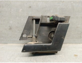 Replacement rear left interior handle for Tata Safari EX Safari 4x4 2.0 OEM IAM reference 269972300118 