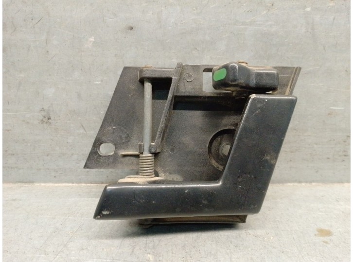 Replacement rear left interior handle for Tata Safari EX Safari 4x4 2.0 OEM IAM reference 269972300118 