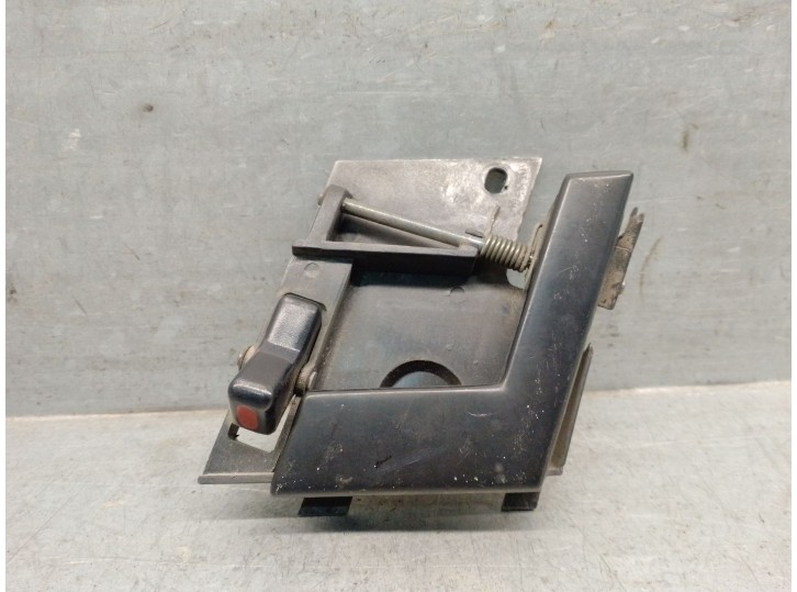 Replacement front right interior door handle for Tata Safari Ex Safari 4x4 2.0 OEM IAM reference 269972300119 