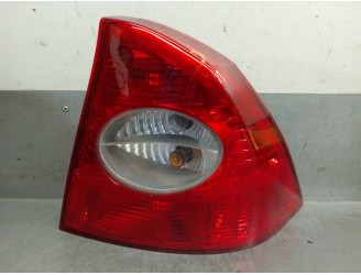 Recambio de piloto trasero derecho para ford focus berlina (cap) 1.6 16v cat referencia OEM IAM 5M5113404B 1333832 - 5M5113A602A