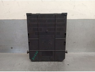 Recambio de caja reles / fusibles para citroën berlingo furgoneta/monovolumen (b9) 1.6 hdi 90 referencia OEM IAM 967847708001  