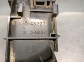 Recambio de maneta interior delantera izquierda para mitsubishi montero (v60/v70) 3.2 di-d cat referencia OEM IAM MR432271 MR432