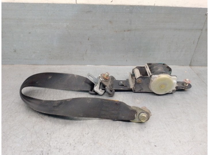 Recambio de cinturon seguridad delantero derecho para tata safari ex safari 4x4 2.0 referencia OEM IAM 483DLTC49 