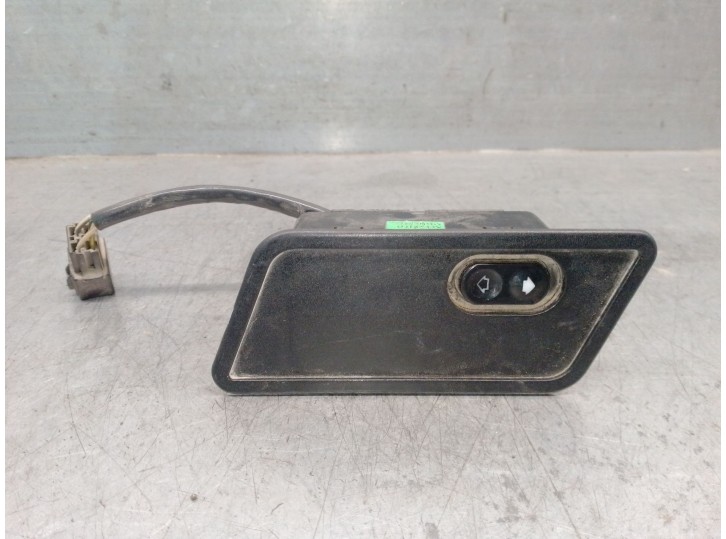 Recambio de mando elevalunas trasero izquierdo para tata safari ex safari 4x4 2.0 referencia OEM IAM 483DLTC49 
