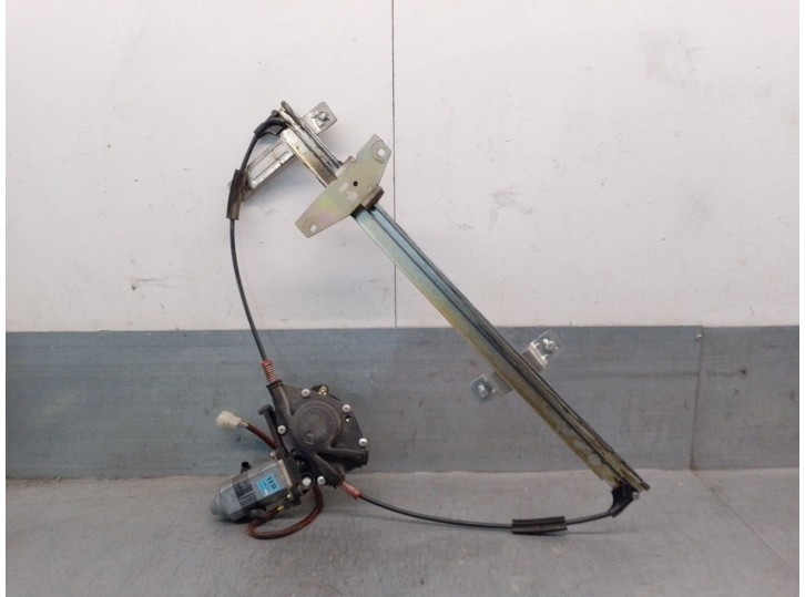 Recambio de elevalunas delantero derecho para tata safari ex safari 4x4 2.0 referencia OEM IAM 483DLTC49  