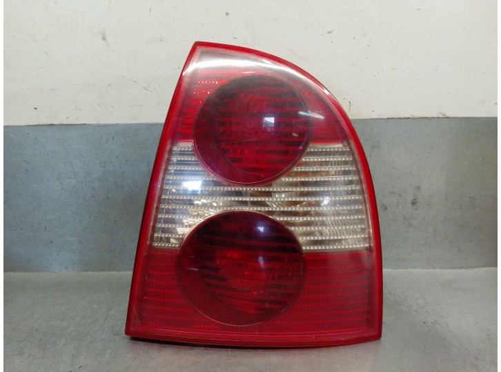 Recambio de piloto trasero derecho para volkswagen passat berlina (3b3) 1.9 tdi referencia OEM IAM 3B5945096AE 3B5945096AE 