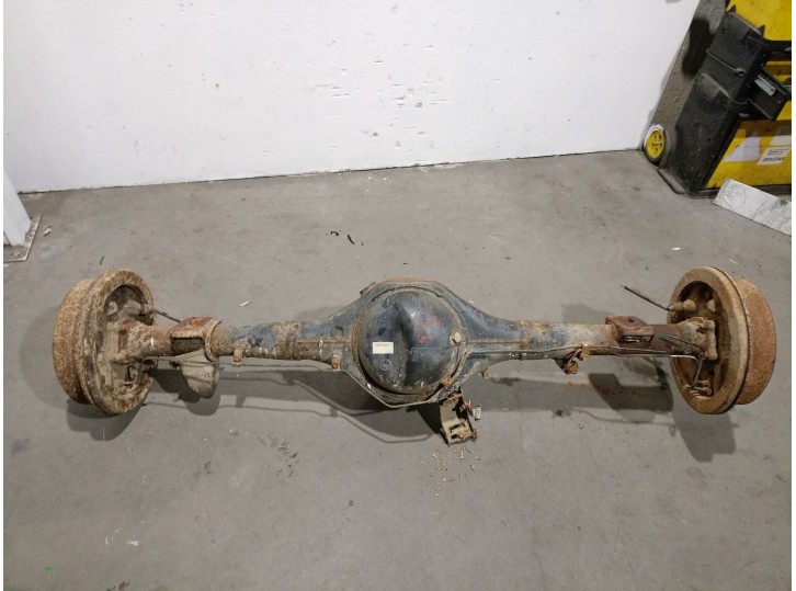 Recambio de puente trasero para mitsubishi l 200 (k6/7) 2.5 td cat referencia OEM IAM MR296225 MR296225 